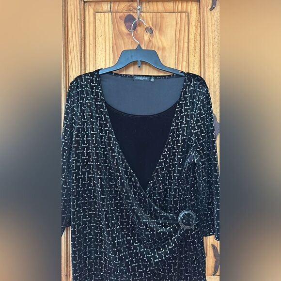 ***** 5 for $25 Notations Woman Black Velvet Top with Silver - Picture 2 of 8